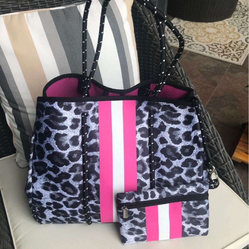 NWOT-Stylish Leopard Print Tote Bag with Pink Accents